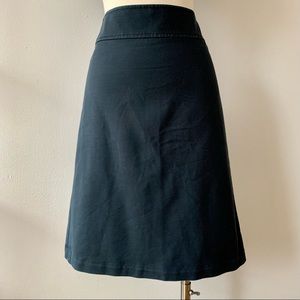 Banana Republic Navy A-Line Skirt Workwear Separate • Size 0 • see measurements